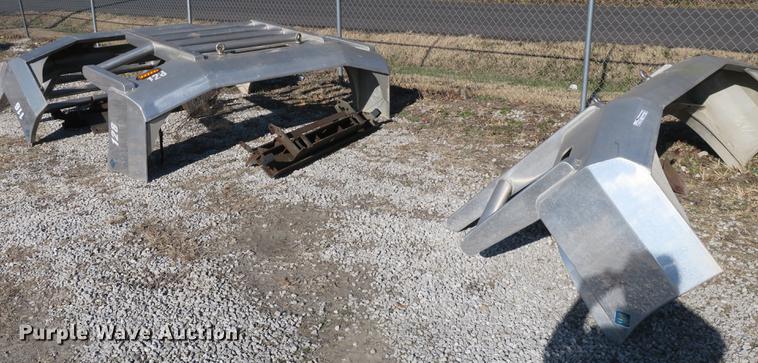 image for item EO9447 (3) Herd Moose bumpers