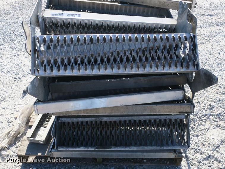 image for item EO9448 Approximately 30 APU steps