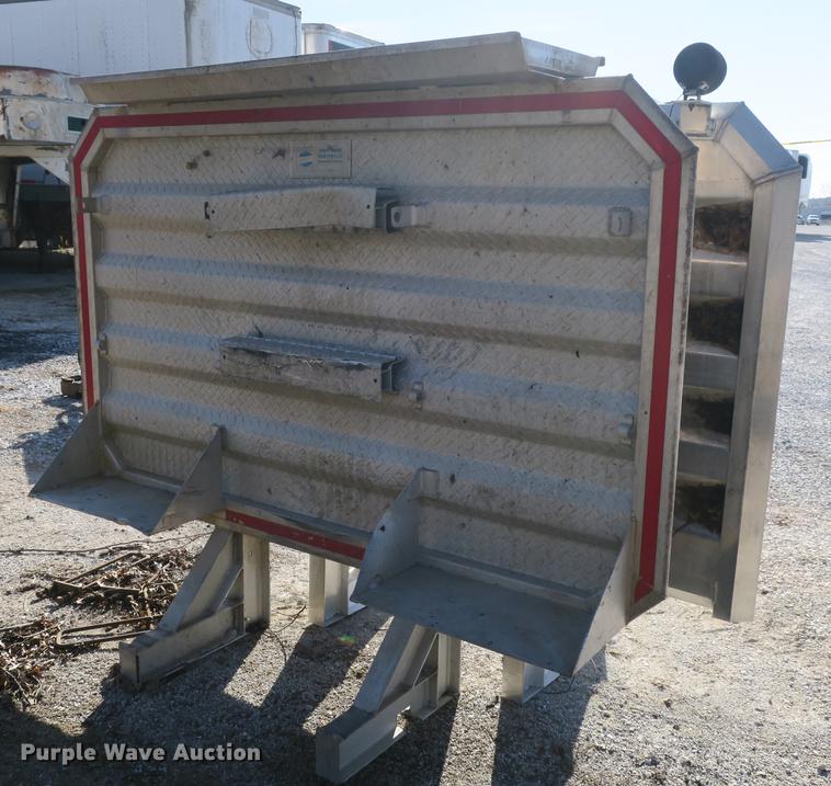 image for item EO9453 (2) Sturdy Lite headache racks