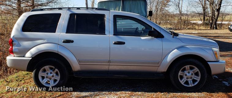 image for item AV9384 2005 Dodge Durango SUV