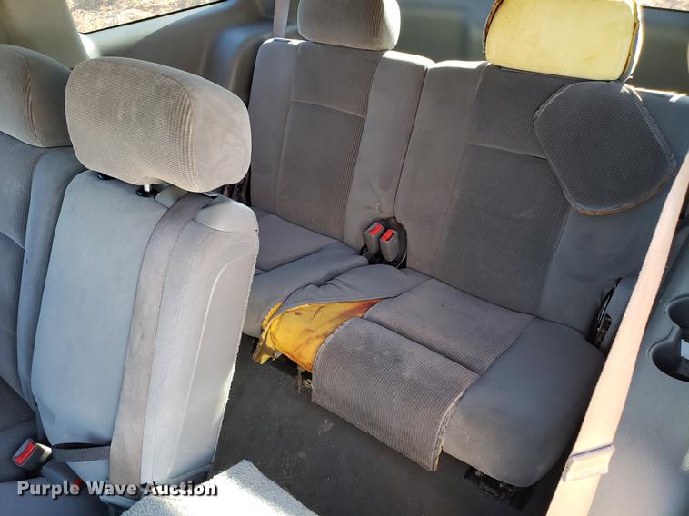 image for item AV9384 2005 Dodge Durango SUV