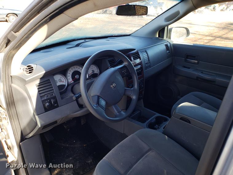 image for item AV9384 2005 Dodge Durango SUV