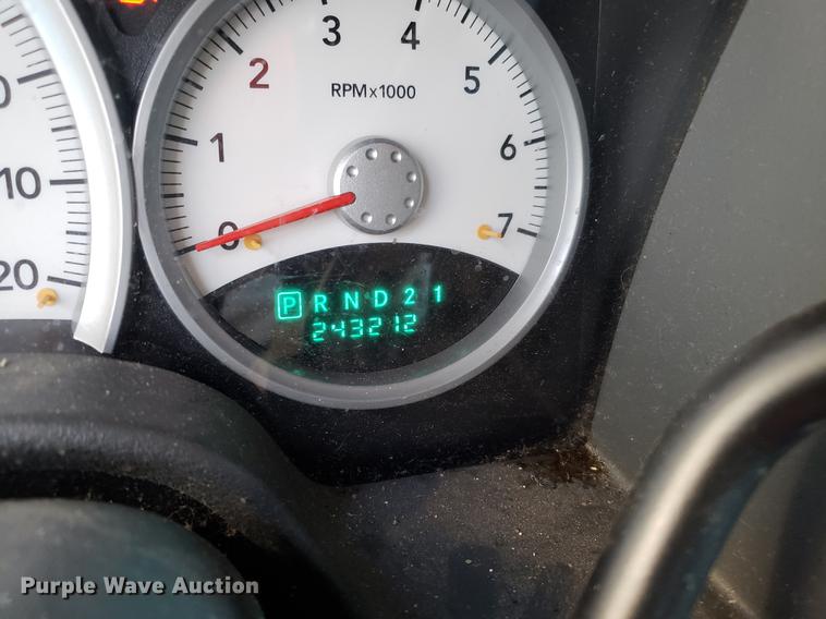 image for item AV9384 2005 Dodge Durango SUV