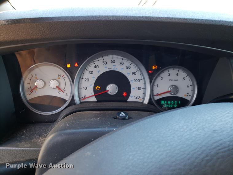 image for item AV9384 2005 Dodge Durango SUV