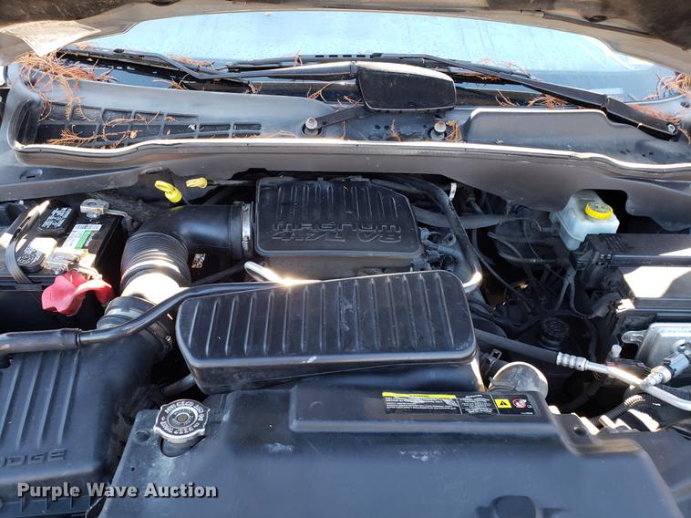 image for item AV9384 2005 Dodge Durango SUV