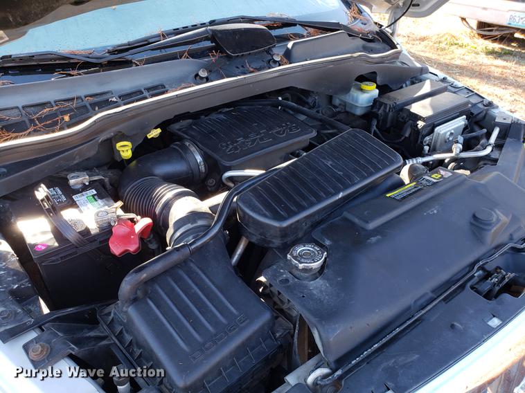 image for item AV9384 2005 Dodge Durango SUV