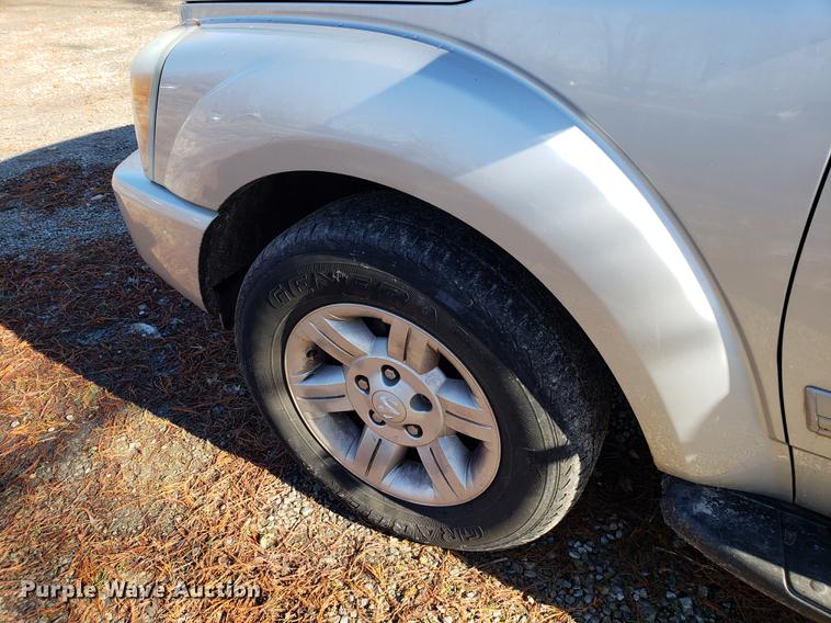 image for item AV9384 2005 Dodge Durango SUV