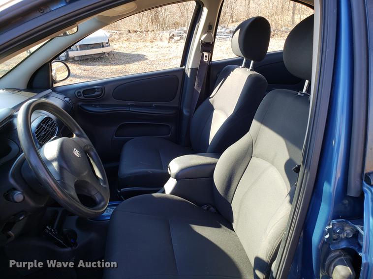 image for item AV9386 2003 Dodge Neon