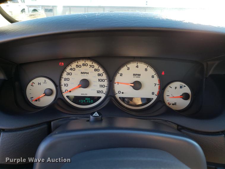 image for item AV9386 2003 Dodge Neon