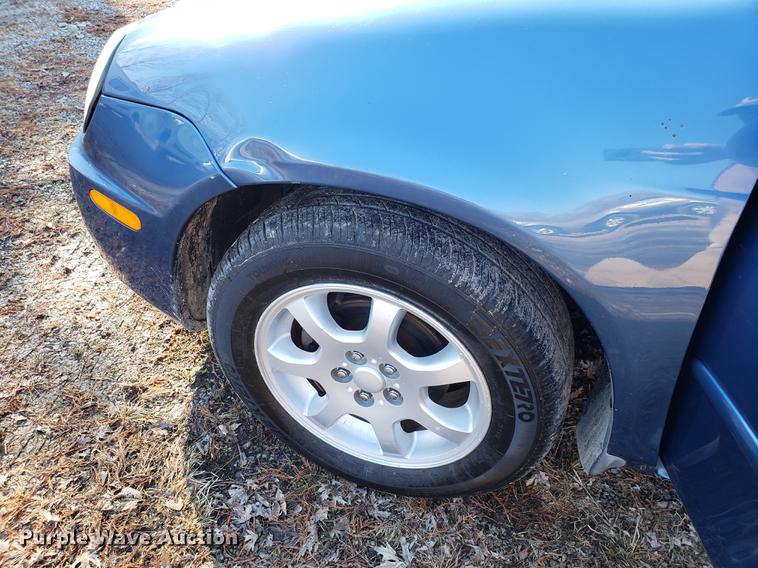 image for item AV9386 2003 Dodge Neon