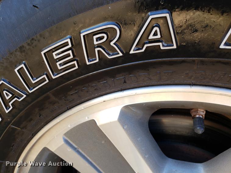 image for item AV9387 2004 Ford Expedition SUV