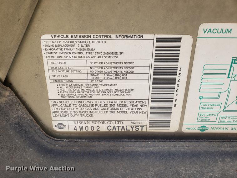 image for item AV9389 2001 Nissan Pathfinder LE SUV