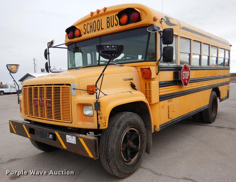 image for item DA3601 1995 GMC B7T042 bus