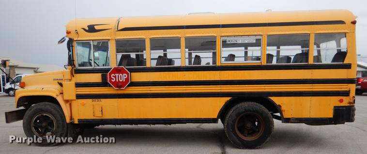 image for item DA3601 1995 GMC B7T042 bus