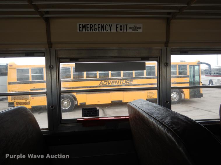 image for item DA3601 1995 GMC B7T042 bus