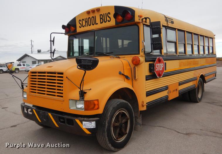 image for item DA3602 1992 International 3800 bus