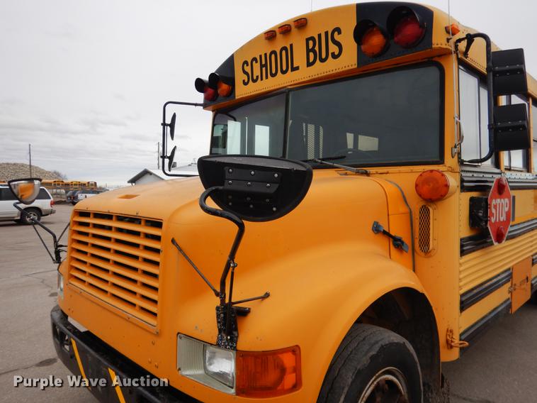 image for item DA3602 1992 International 3800 bus