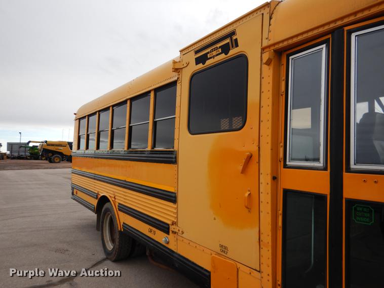 image for item DA3602 1992 International 3800 bus