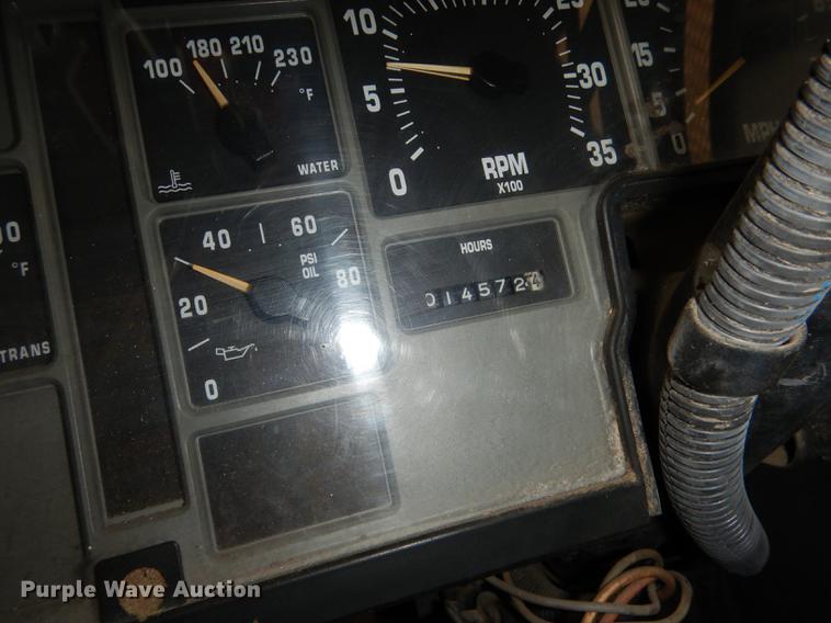 image for item DA3602 1992 International 3800 bus