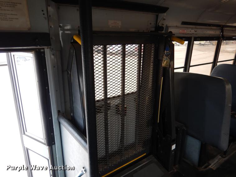 image for item DA3602 1992 International 3800 bus