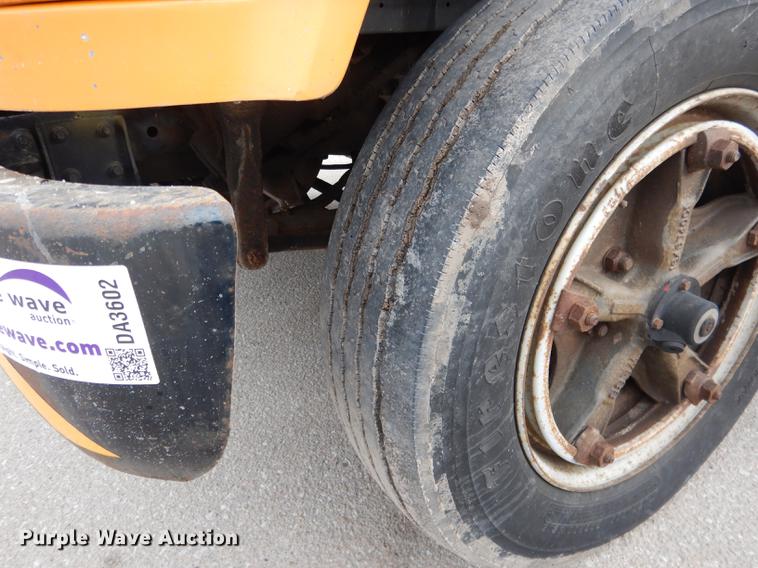 image for item DA3602 1992 International 3800 bus