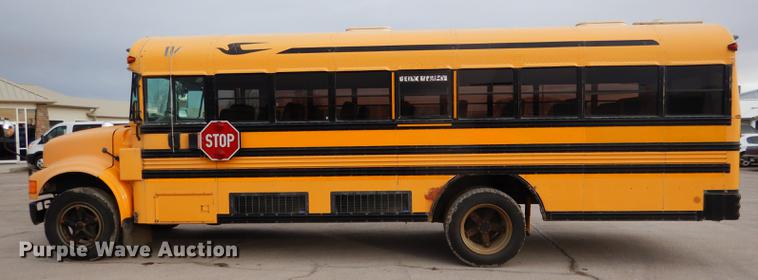 image for item DA3603 1997 Amtran 3800 bus