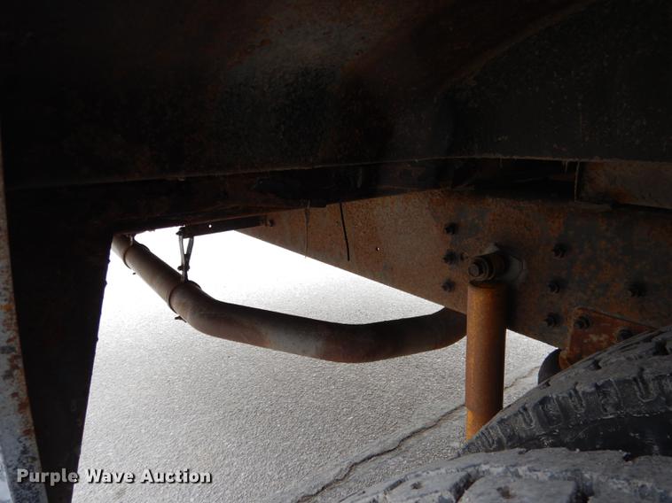 image for item DA3603 1997 Amtran 3800 bus