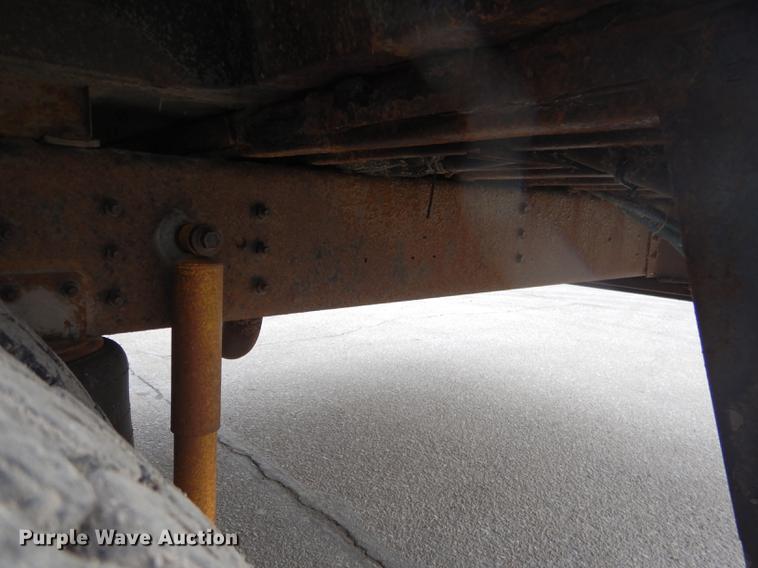 image for item DA3603 1997 Amtran 3800 bus