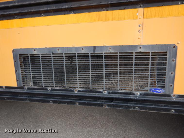 image for item DA3603 1997 Amtran 3800 bus