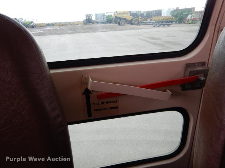 image for item DA3603 1997 Amtran 3800 bus