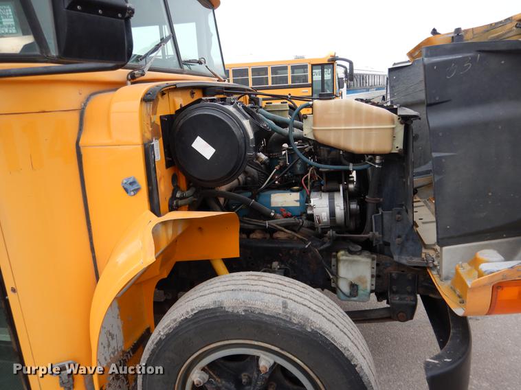 image for item DA3603 1997 Amtran 3800 bus