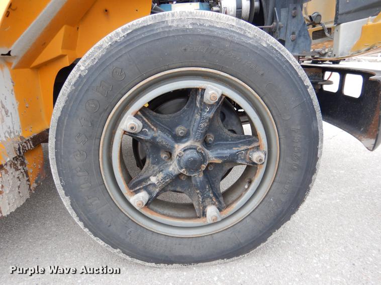 image for item DA3603 1997 Amtran 3800 bus