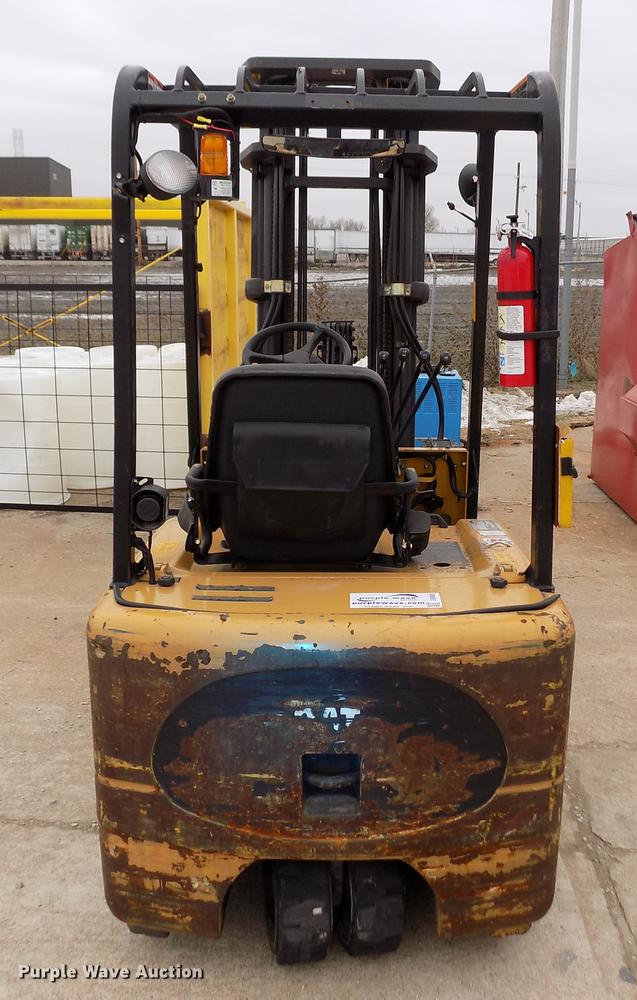image for item DB9009 Caterpillar EP20KT forklift