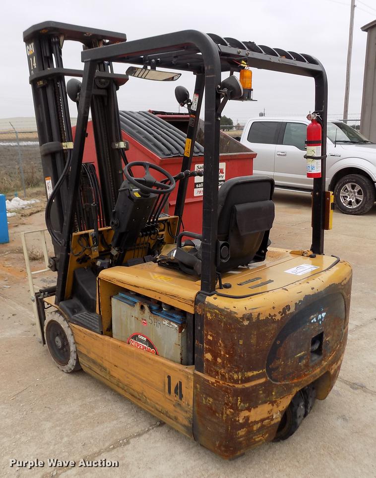 image for item DB9009 Caterpillar EP20KT forklift