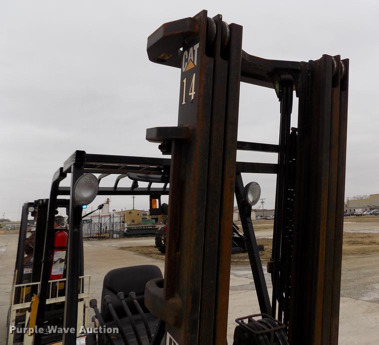 image for item DB9009 Caterpillar EP20KT forklift