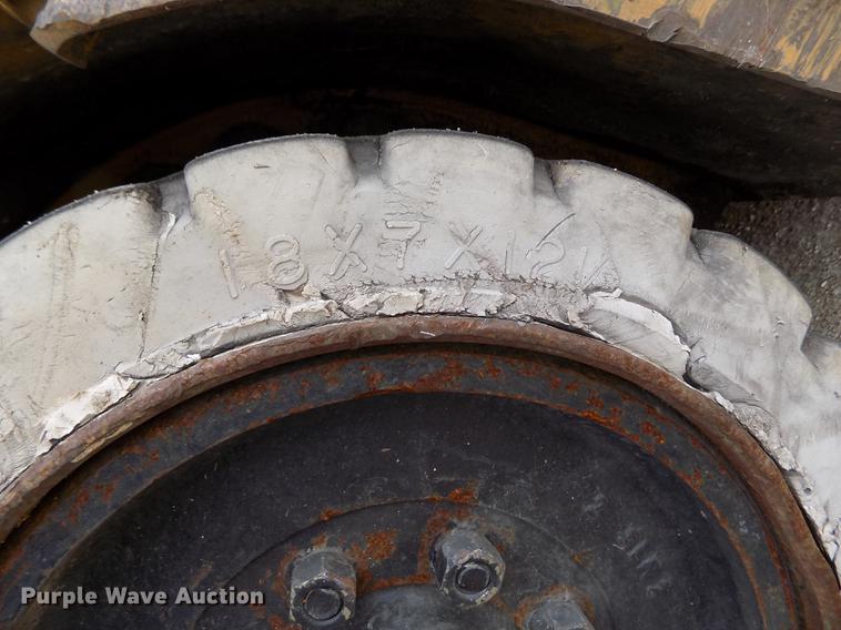 image for item DB9009 Caterpillar EP20KT forklift