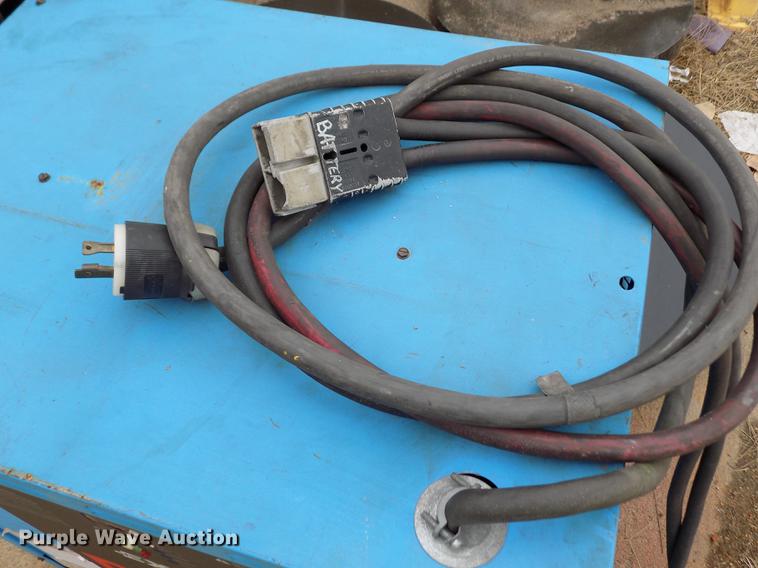 image for item DB9009 Caterpillar EP20KT forklift