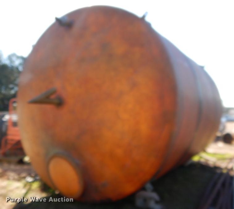 image for item DC0177 Fiberglass tank