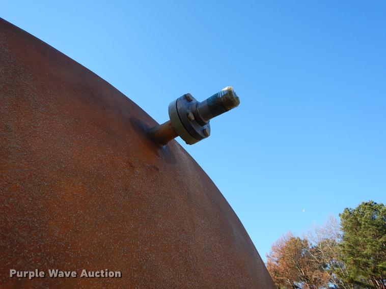 image for item DC0177 Fiberglass tank