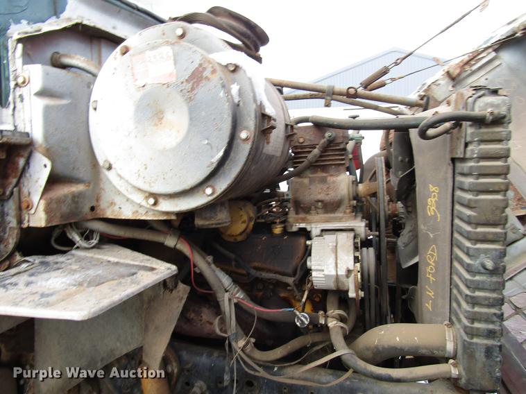 image for item DD3939 1979 Ford 8000 truck cab and chassis