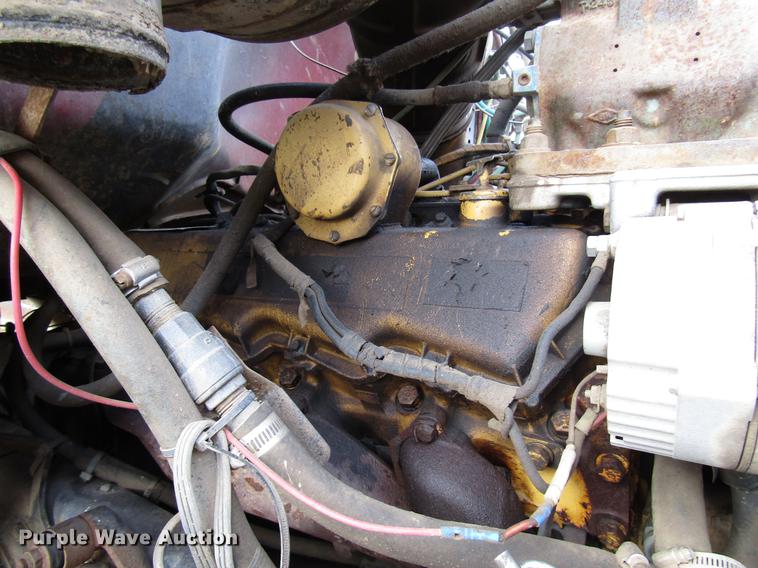 image for item DD3939 1979 Ford 8000 truck cab and chassis