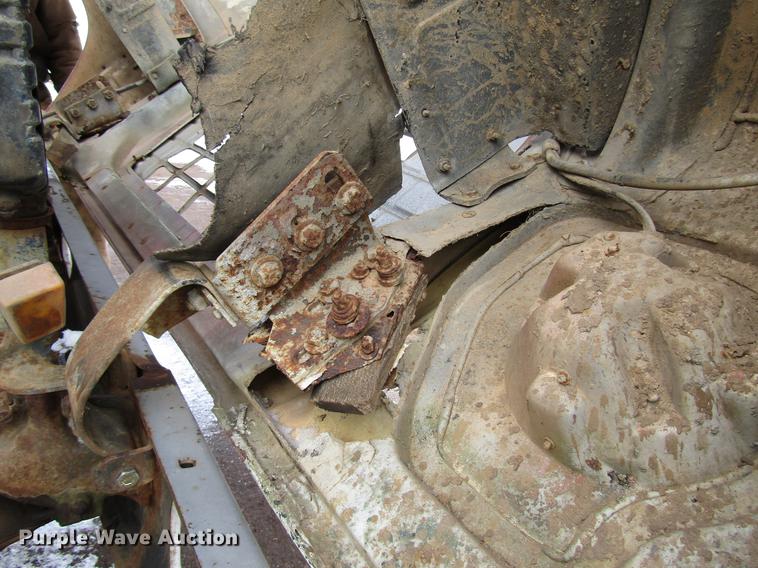 image for item DD3939 1979 Ford 8000 truck cab and chassis