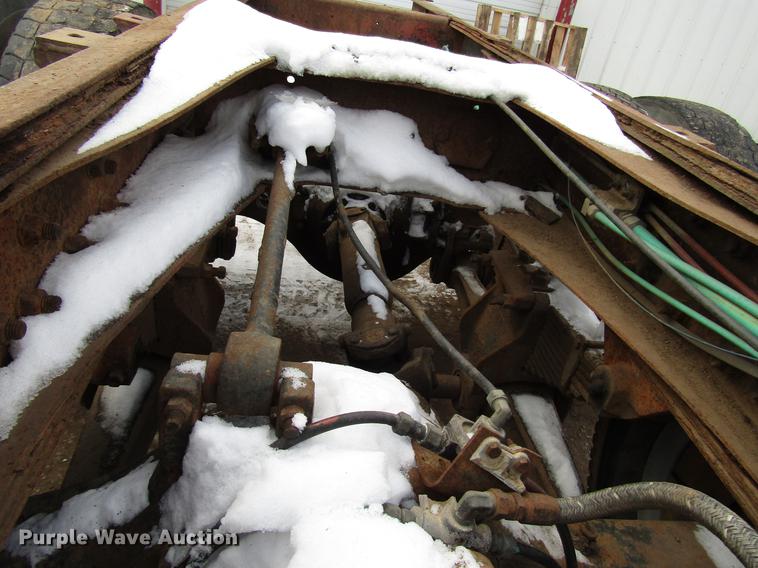 image for item DD3939 1979 Ford 8000 truck cab and chassis