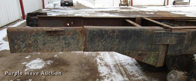 image for item DD3939 1979 Ford 8000 truck cab and chassis