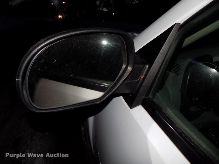 image for item DE7551 2007 Chevrolet Silverado 1500 pickup truck