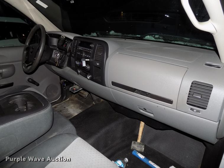 image for item DE7551 2007 Chevrolet Silverado 1500 pickup truck