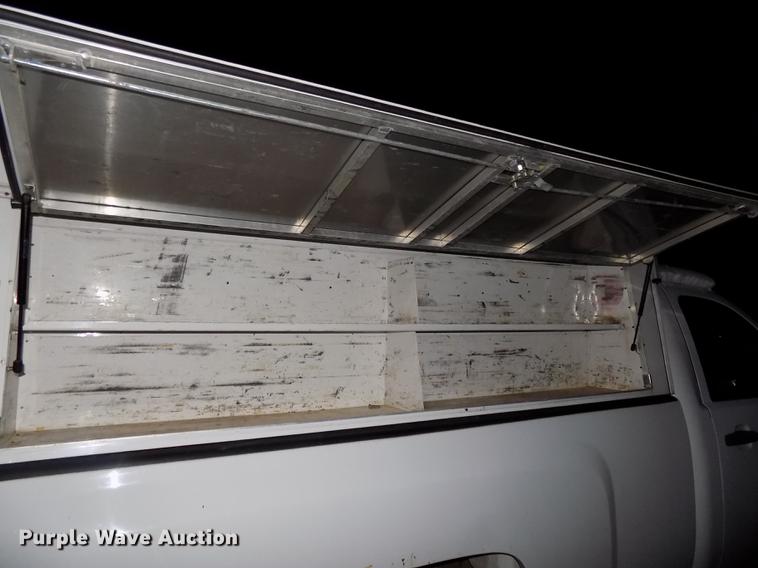 image for item DE7551 2007 Chevrolet Silverado 1500 pickup truck