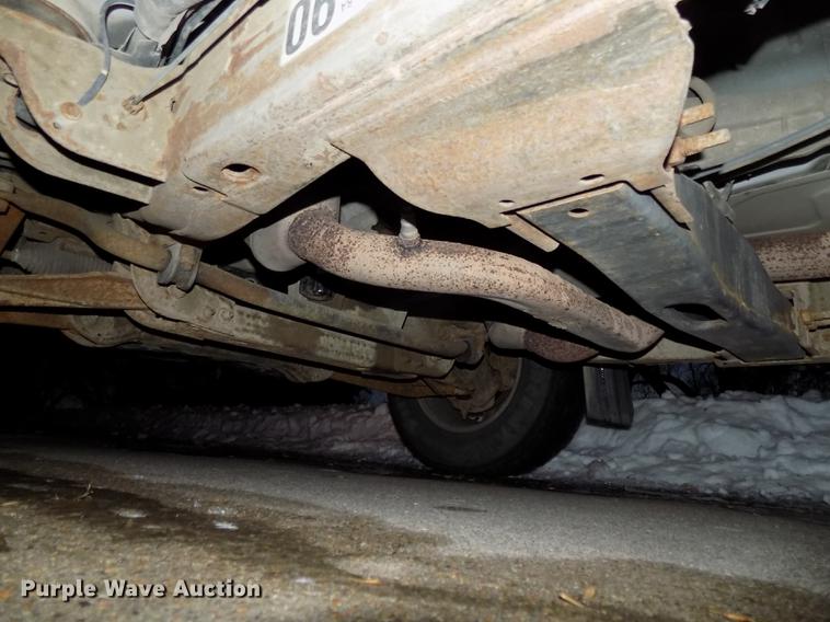 image for item DE7551 2007 Chevrolet Silverado 1500 pickup truck