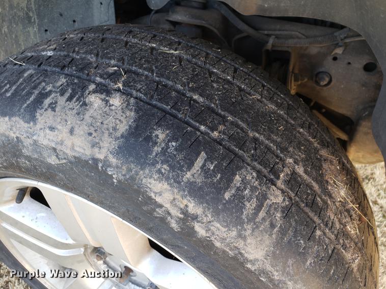 image for item DF1326 2004 Chevrolet Tahoe SUV