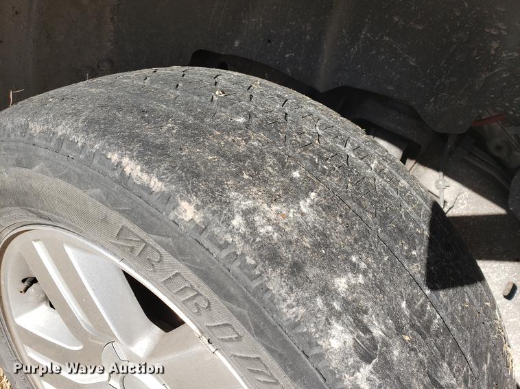 image for item DF1326 2004 Chevrolet Tahoe SUV